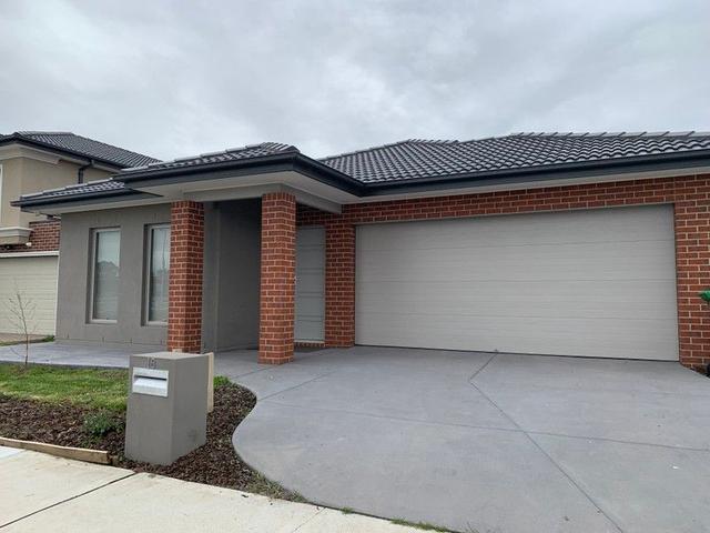 18 Poppins Loop, VIC 3809