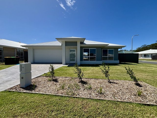 10 Basil Street, NSW 2450
