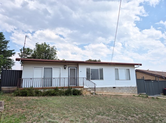 20 Woolalla Street, NSW 2630