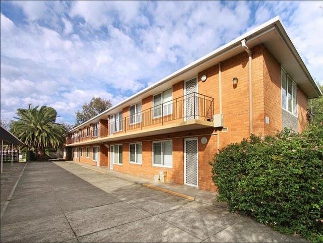 4/4 Walnut St, VIC 3163