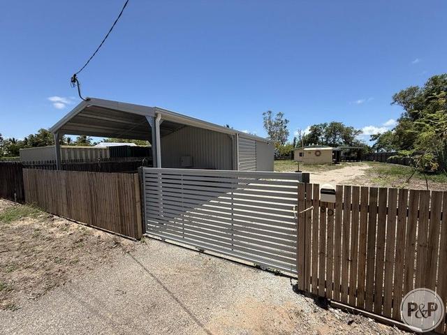 80 The Esplanade, QLD 4818