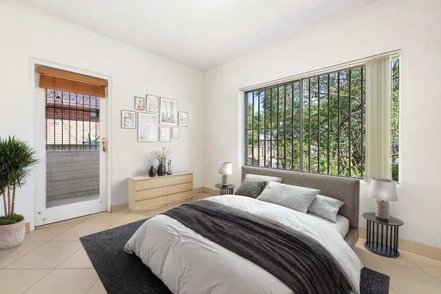 2/53 Benaroon Road, NSW 2192