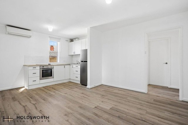 2/227 Scarborough Beach Road, WA 6018