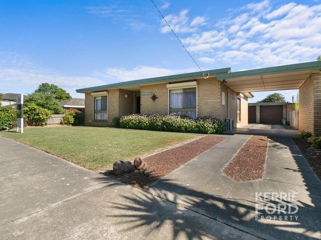 20 Johnson Crescent, VIC 3844