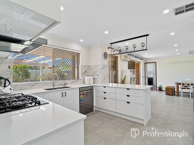 6 Nicholson Loop, WA 6150