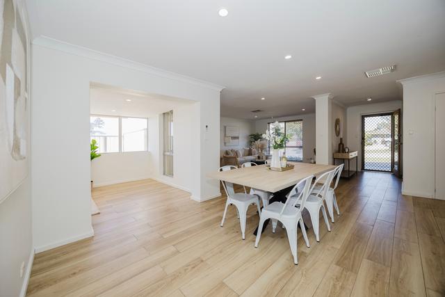 18 Mario Way, WA 6025