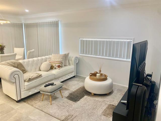 37 Shadforth Street, QLD 4505