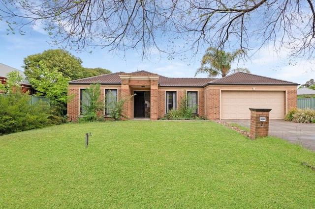 3 Exeter  Place, VIC 3551