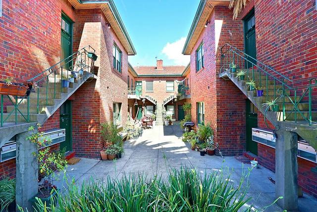 01/180 Lennox Street, VIC 3121