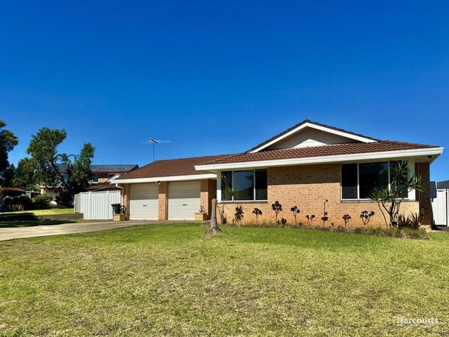 18 Alligator Place, NSW 2558