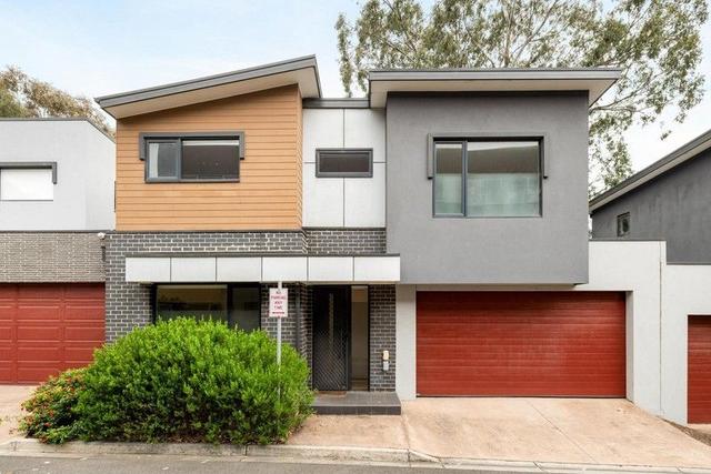 16 Aviary Grove, VIC 3071