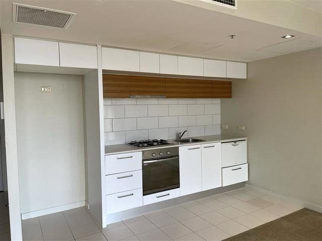511/100 Harbour Esplanade, VIC 3008
