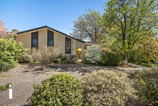 6 Iora Place, ACT 2611