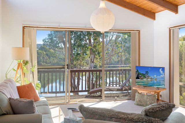 2/7 Henwood Street, NSW 2548