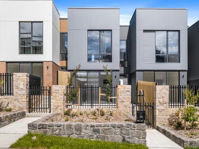 7/5 Summerfield Close, ACT 2611