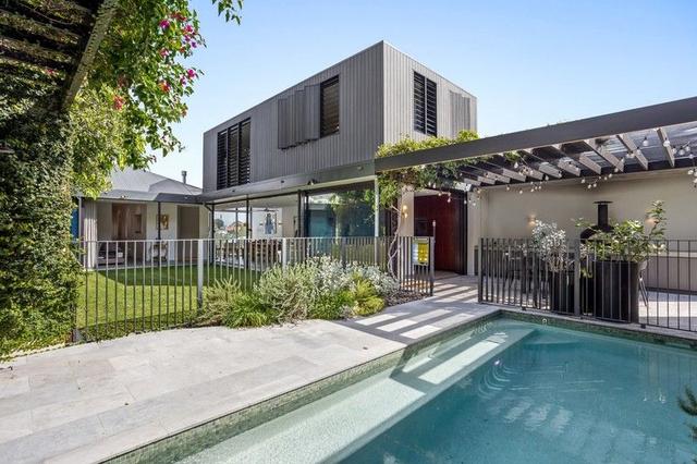 38 Charteris Street, QLD 4064