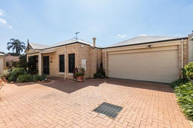 2/8 Davilak Crescent, WA 6152