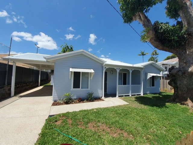 6 Junction Street, QLD 4870