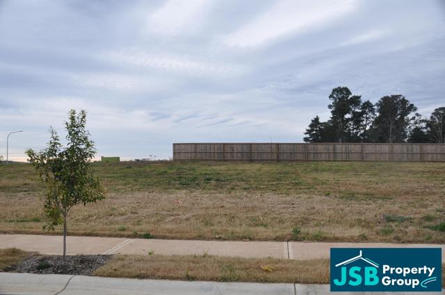 11 Klensendorlffe Way, NSW 2573