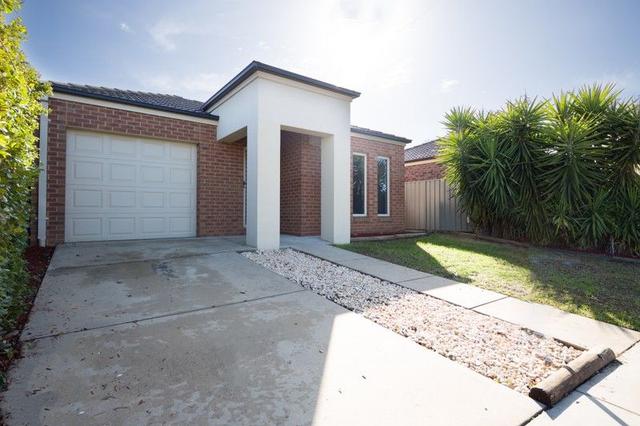 2/22 James Street, VIC 3564