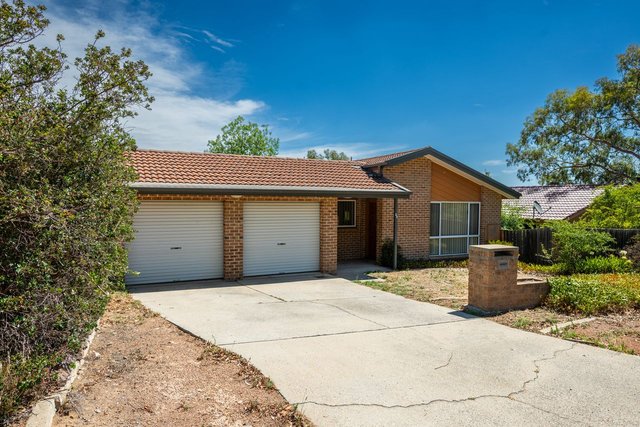 48 Deamer Crescent, ACT 2905