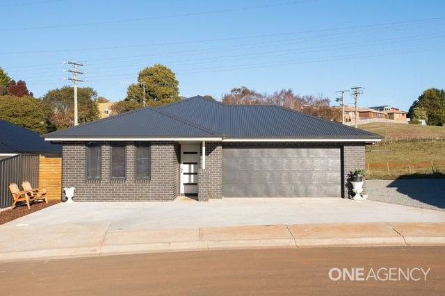 8 Neil Court, TAS 7320