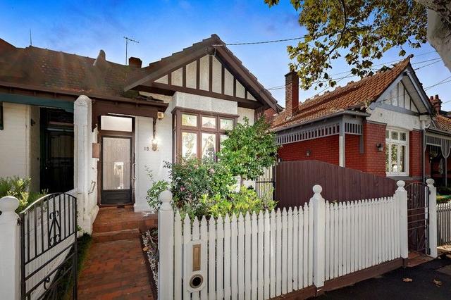 18 Godfrey Avenue, VIC 3183