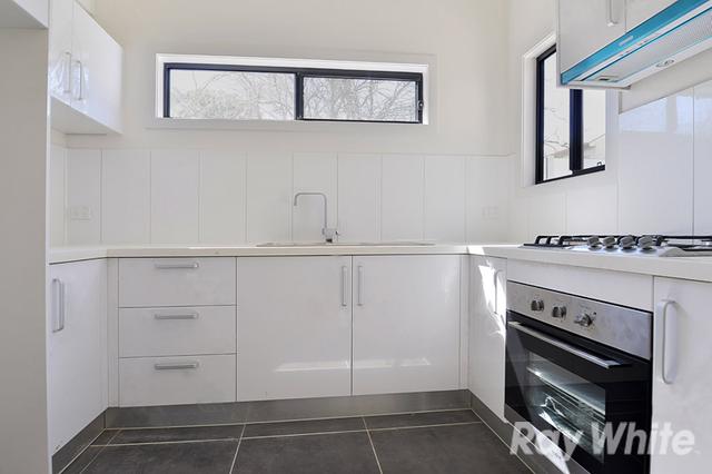 11/2 Woodvale Road, VIC 3155
