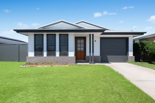 18 Enfield Avenue, NSW 2850