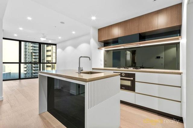 1111/8 Margaret Street, QLD 4000
