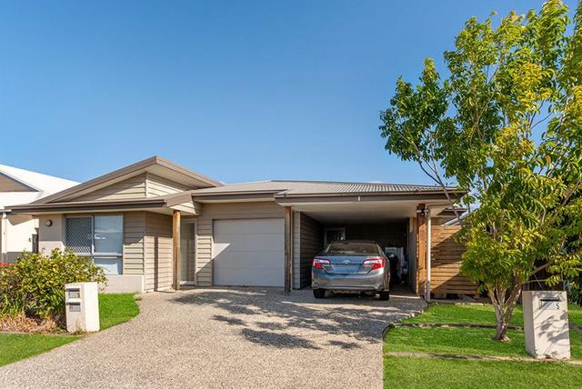 2/5 Intelligence Street, QLD 4811