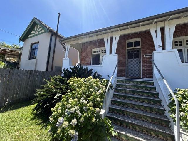 2/99 Ewart  Street, NSW 2203