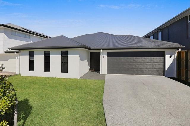 8 Staccato Way, QLD 4553