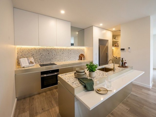 11/24 Carr Street, VIC 3187