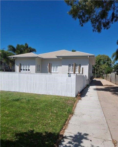 2/42 Macrossan Street, QLD 4810