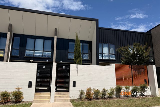 8A Harold White Avenue, ACT 2611