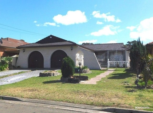 8 Foveaux Avenue, NSW 2170