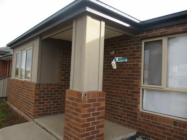 33 Levenia St, VIC 3021