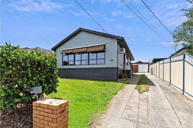 19 Frances Crescent, VIC 3350