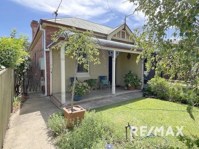 6 Bolton Street, NSW 2650