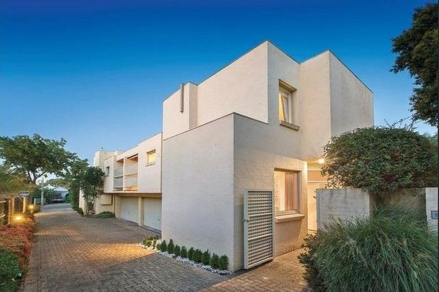 2/28 Caroline Street, VIC 3123