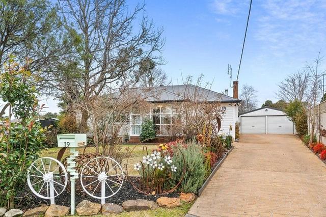 19 McCleery Avenue, NSW 2577