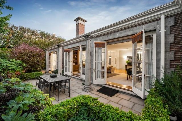 35 Irving Road, VIC 3142
