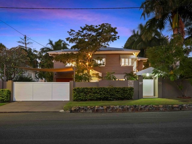 35-37 Sydney Street, QLD 4215