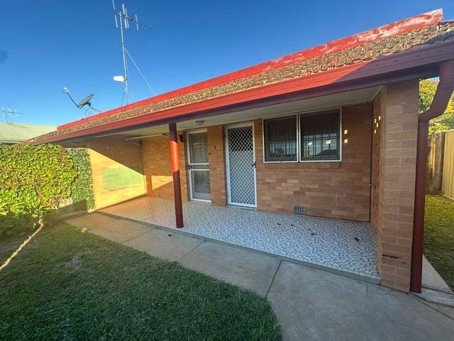 2/6 Dexter Street, QLD 4670