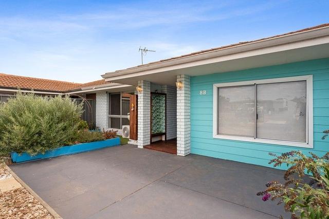 8B Grove Street, WA 6169