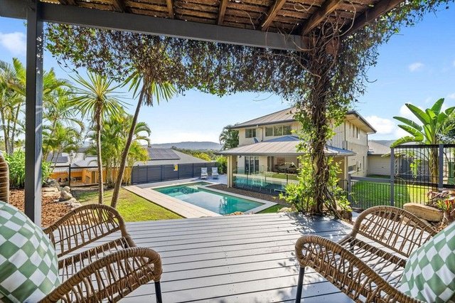 15 Summer Hill Crescent, QLD 4210