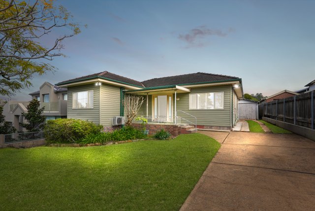 39 Laura St, NSW 2160