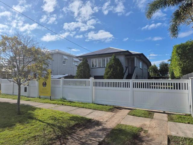 5 Meadfoot Road, QLD 4014
