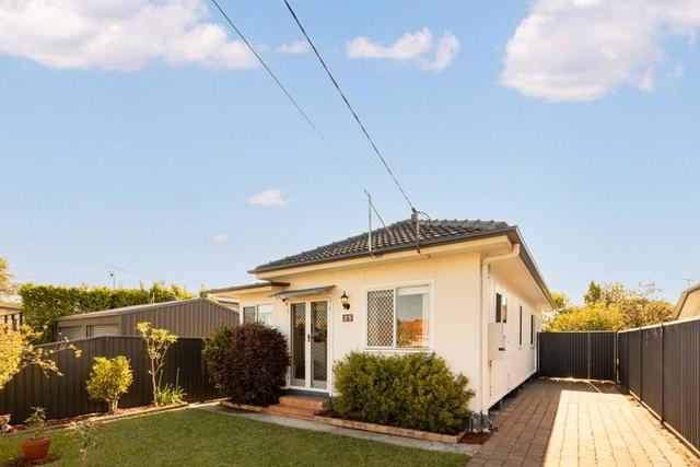25 Blakeney Street, QLD 4019